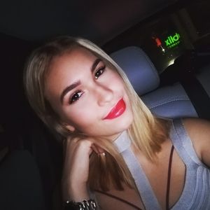 Meet your Posher, Melanie